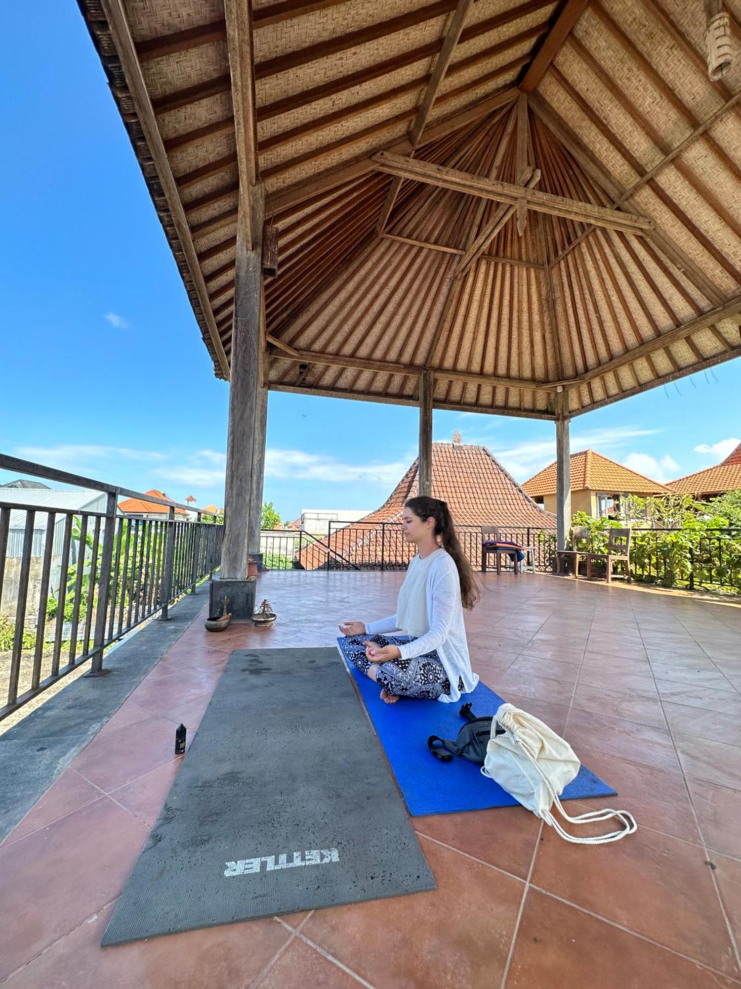 Bali Telaga Hati Yoga Healing And Retreat Center Hostel Sanur Екстериор снимка